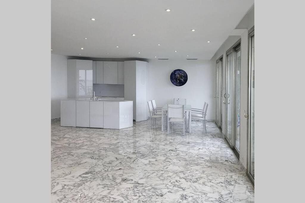 Promenade Des Anglais Amazing Sea View 140M2 3Br Nizza Kültér fotó